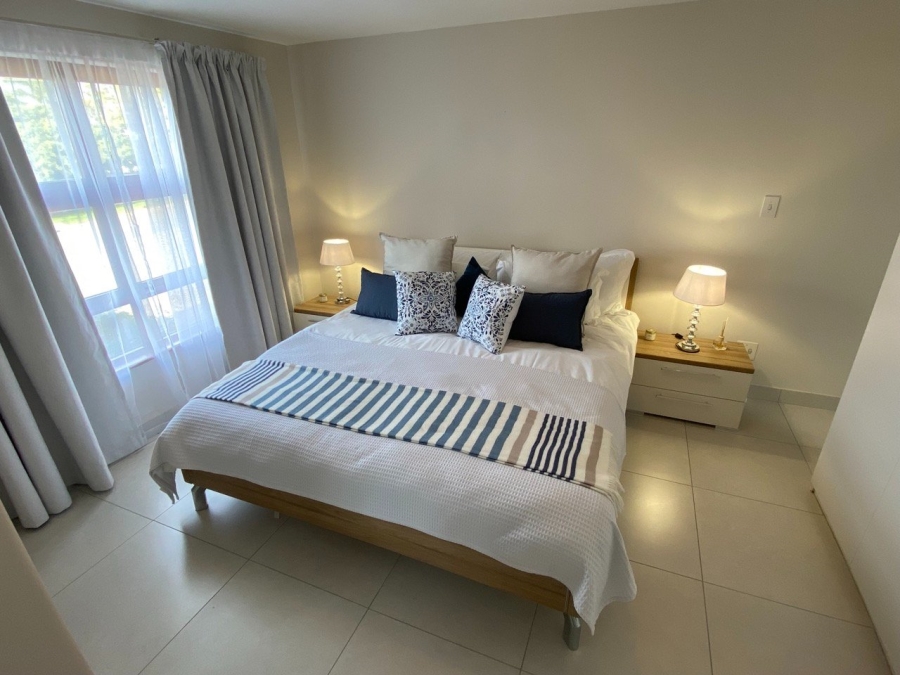 To Let 4 Bedroom Property for Rent in Bowtie Western Cape